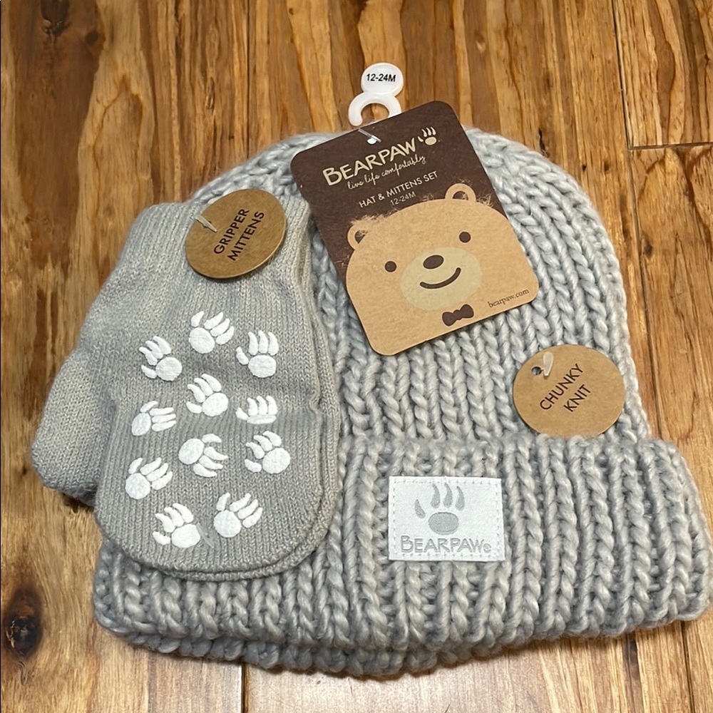 Bearpaw Kids Chunky Knit Hat & Gripper Mittens Set - Light Gray